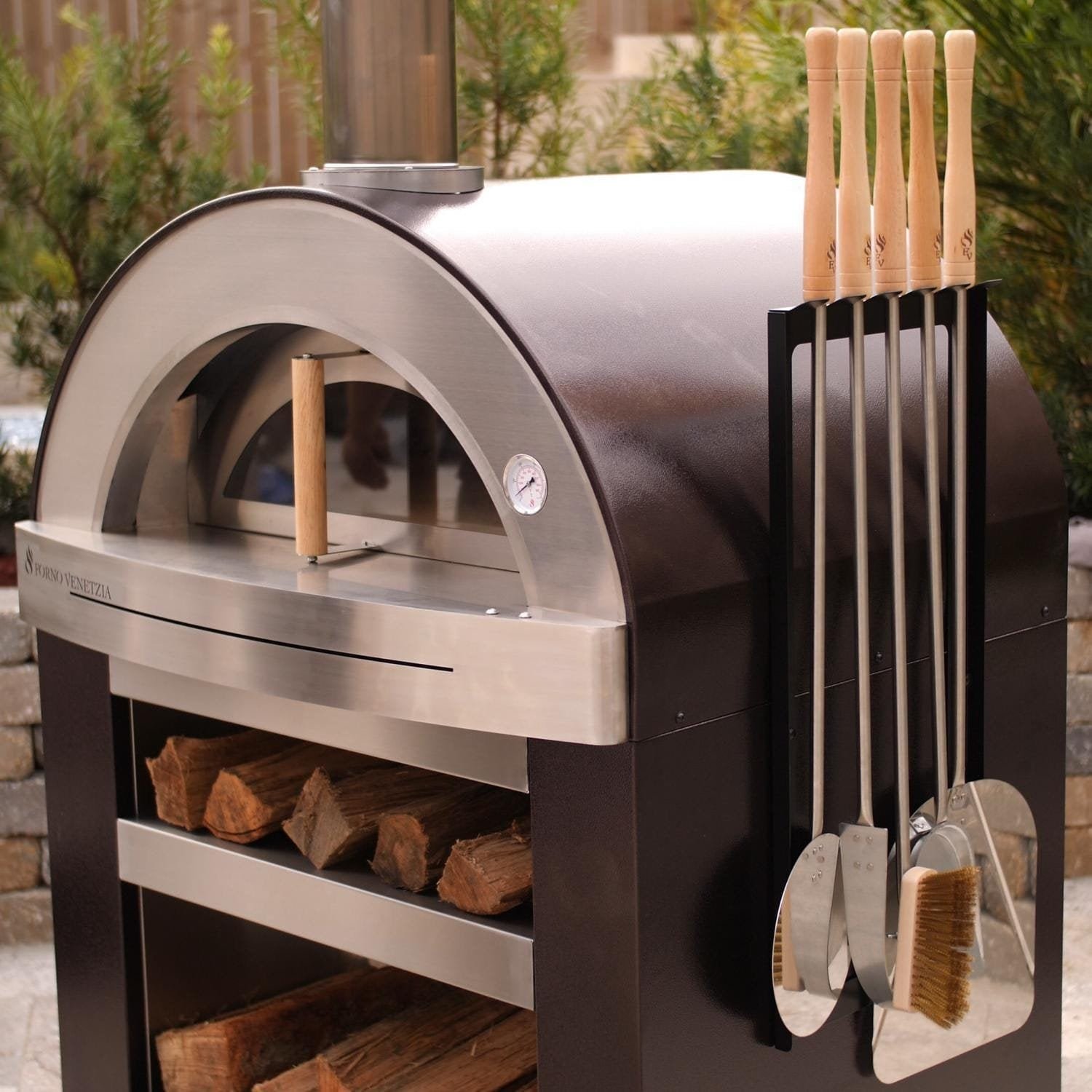 Forno Venetzia Torino 500 62-Inch Outdoor Wood-Fired Pizza Oven – Copper - Image 5