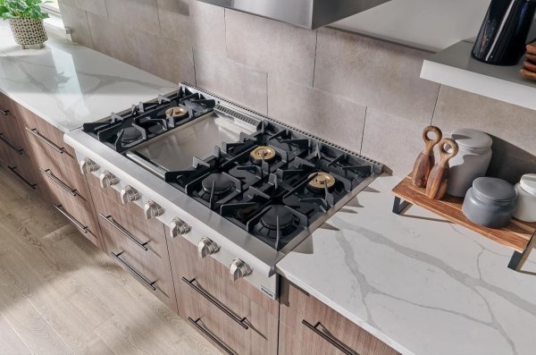 Thor Kitchen 36 Inch Gas Rangetop HRT3618U - Image 5