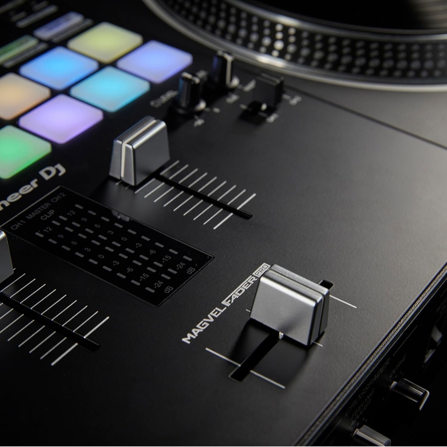Pioneer DJ DDJ-REV7 DJ Controller - Image 12