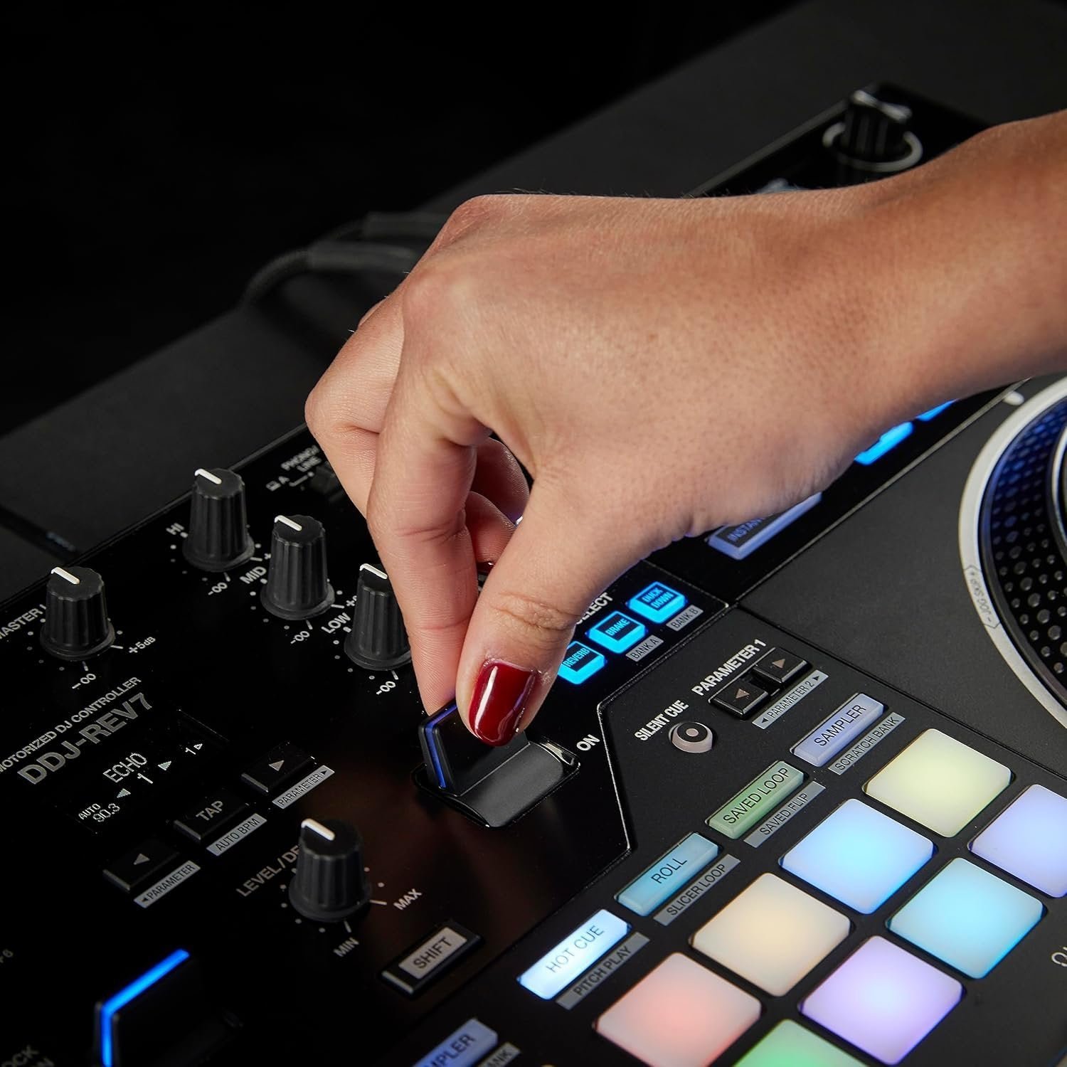 Pioneer DJ DDJ-REV7 DJ Controller - Image 9