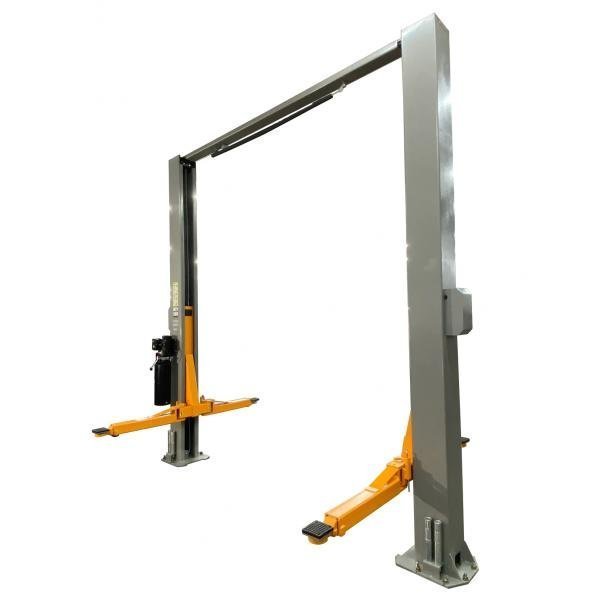 Triumph 11K 2 Post Clearfloor Lift with Single Side Release - Image 5