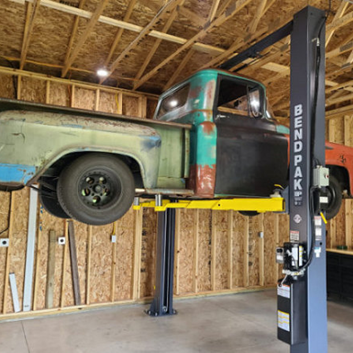 BendPak 10AP-168 Two Post Car Lift – 10,000-Lb Capacity – 168″ Extended Height - Image 12